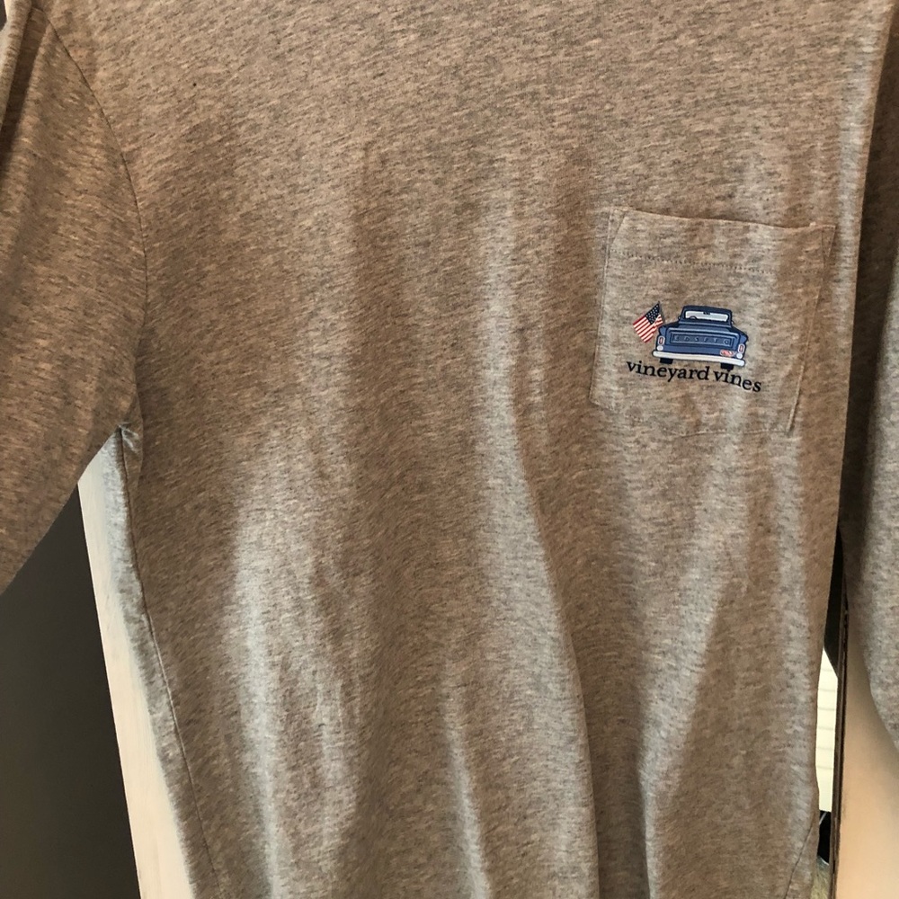 Vineyard vines shirt